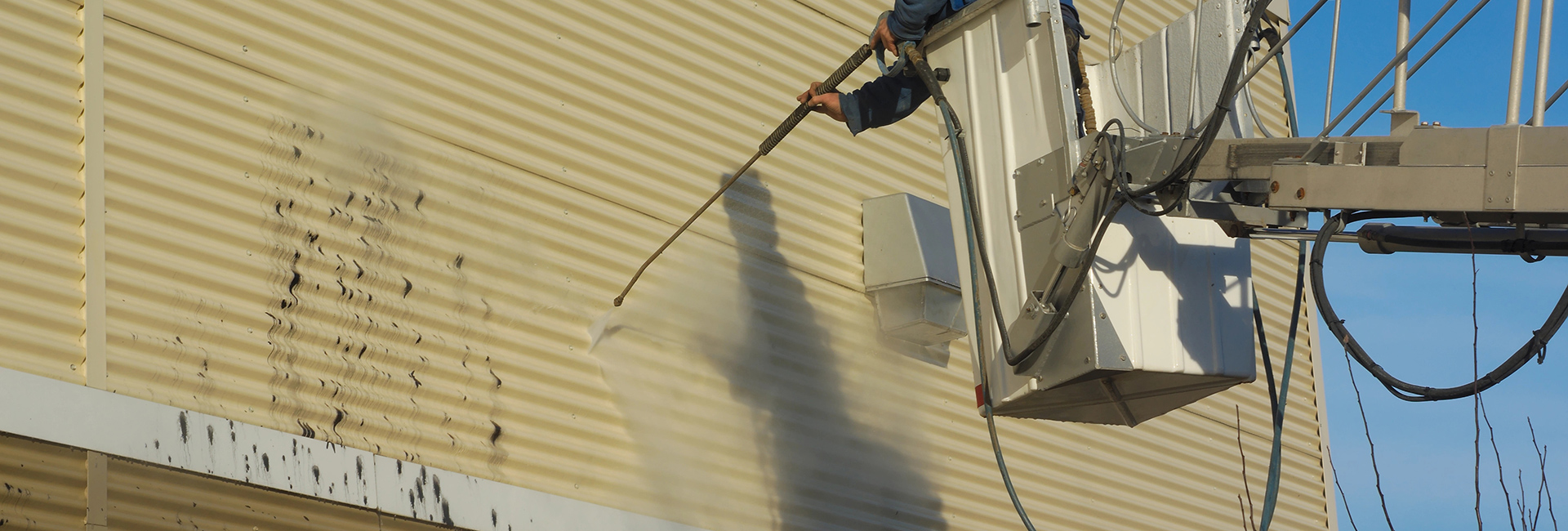 Hamilton Wet Abrasive Blasting
